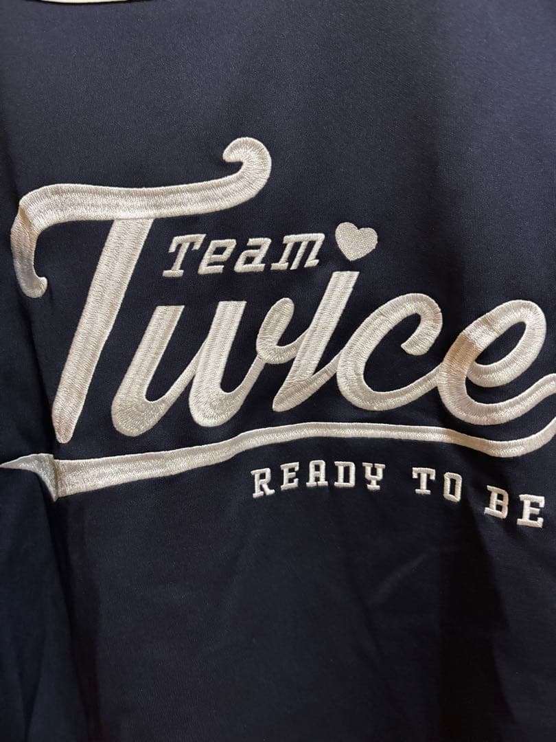 TWICE ツウィ ユニフォームシャツ