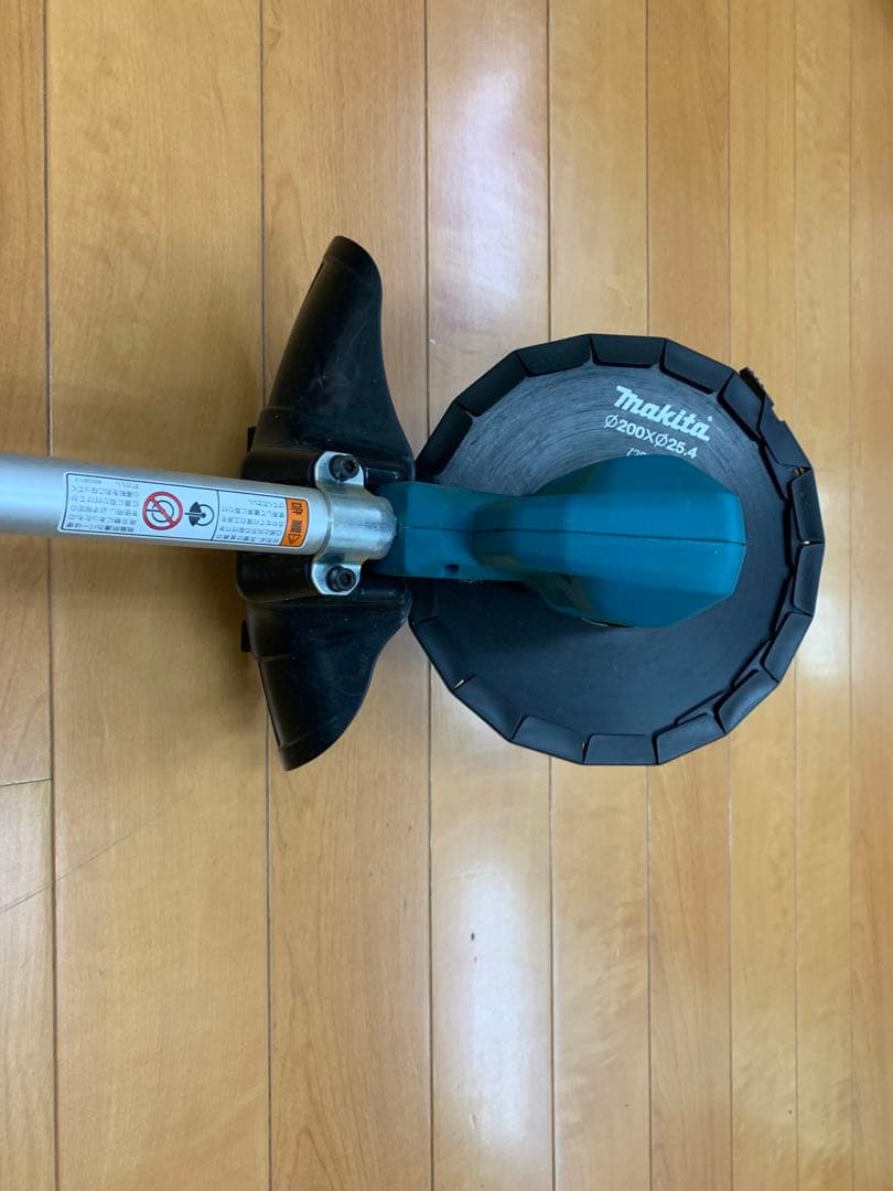 Makita 18V 草刈り機 MUR194D コードレス