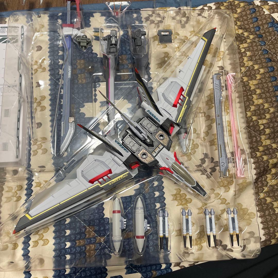 ジャンク メタルビルド l build ストライクルージュ オオトリ装備