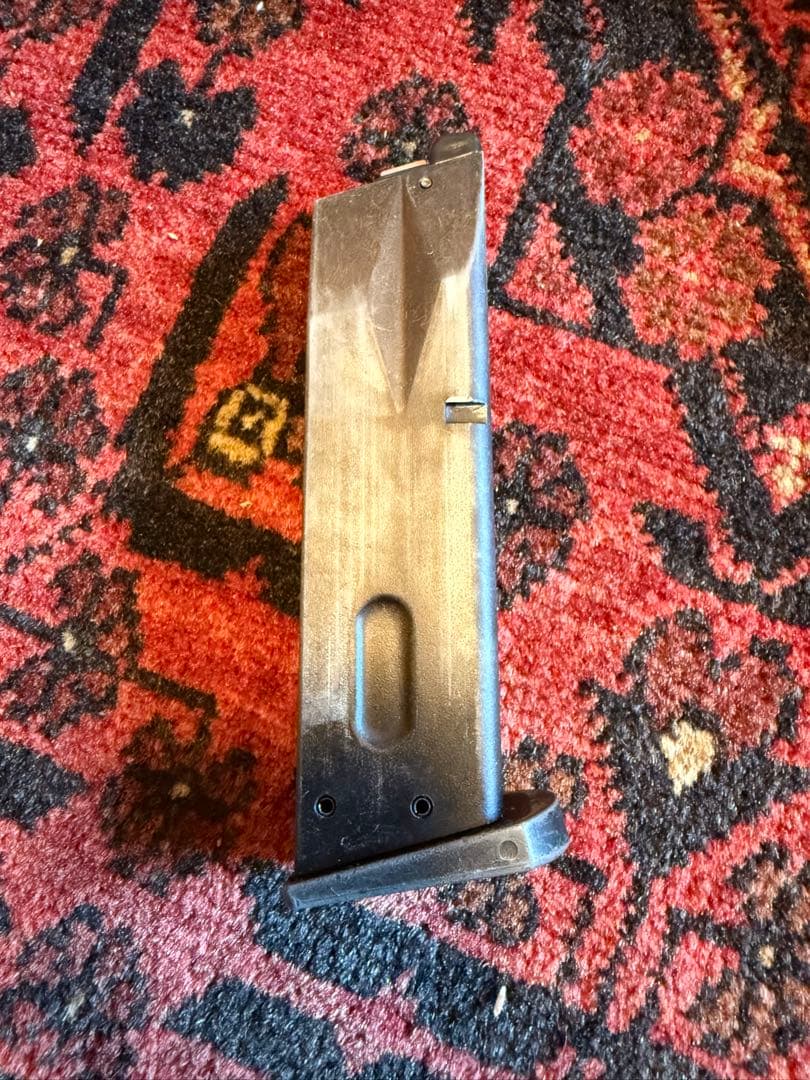 ストライクウォーリア　M92F スライドシルバー　ガスガン　 ホルスター