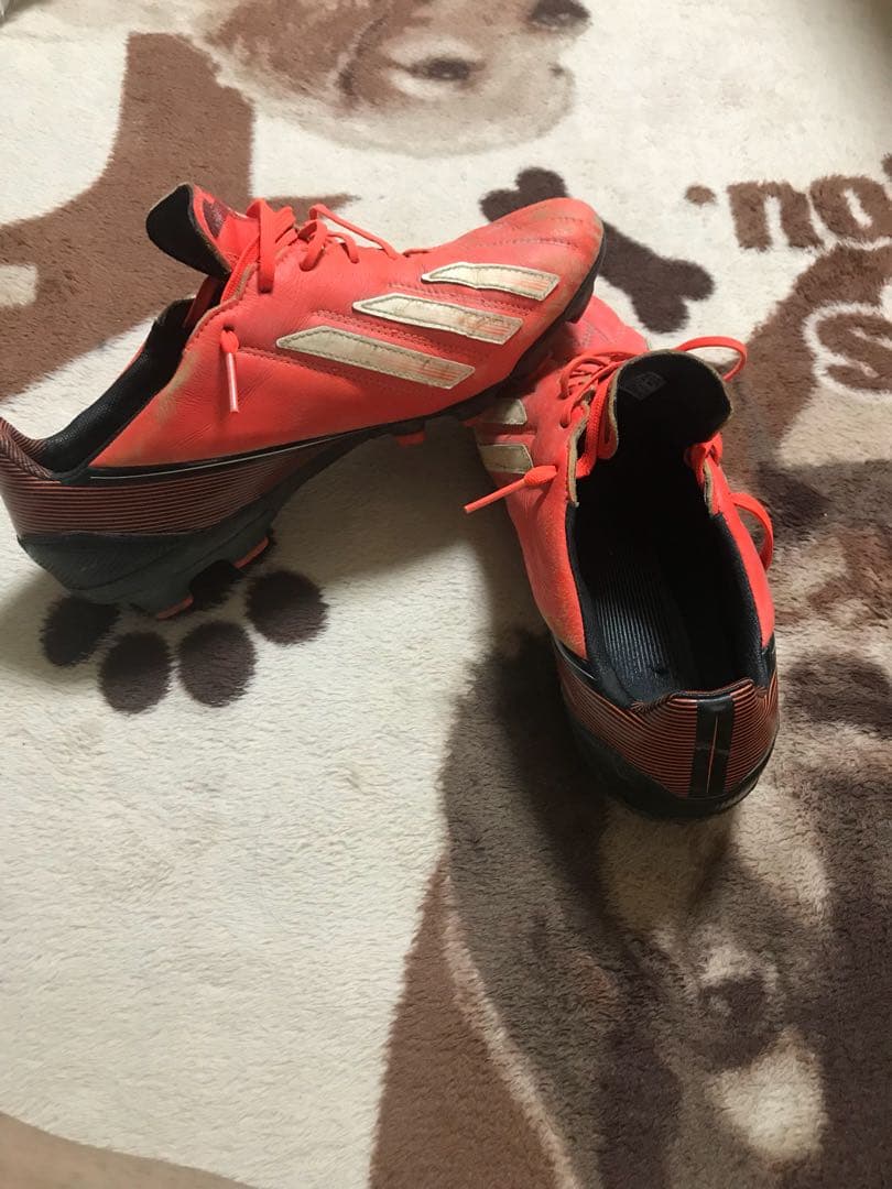 サッカースパイク アディゼロF50