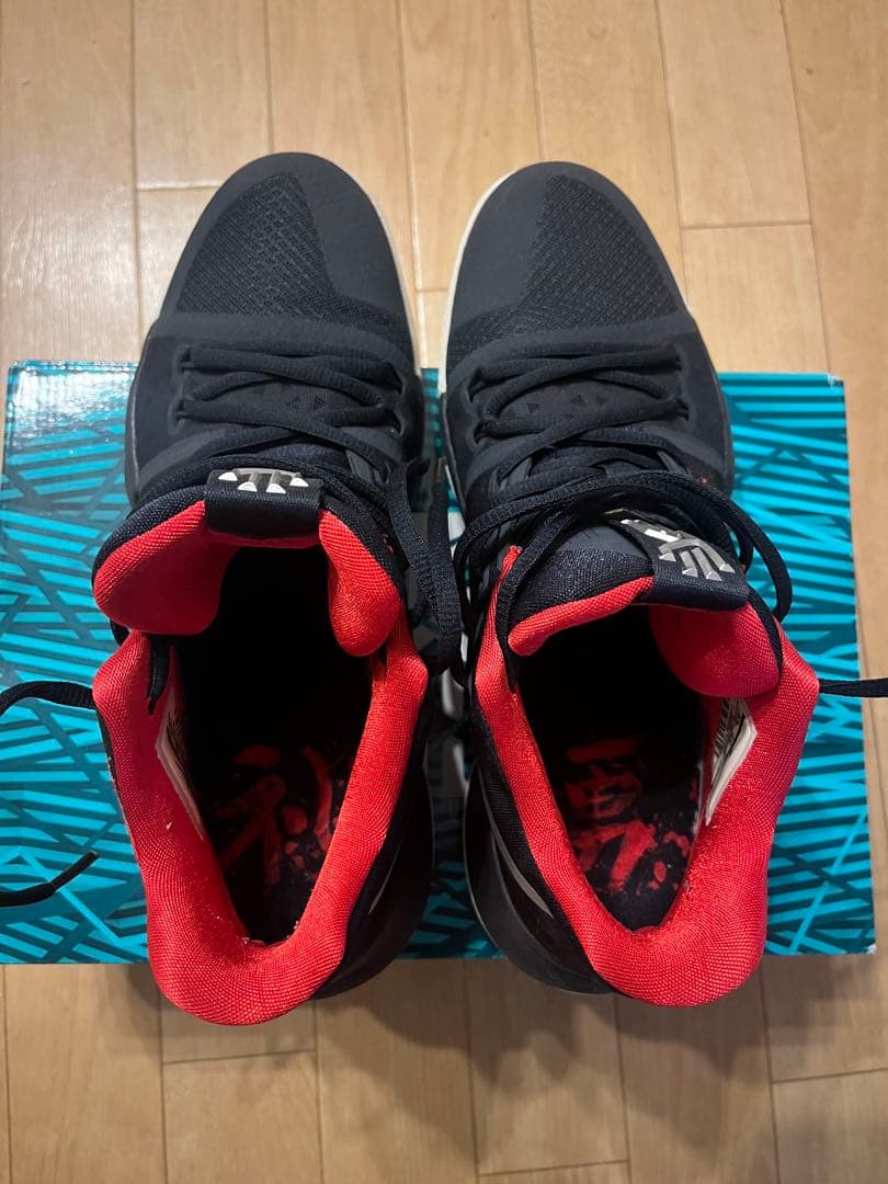 NIKE KYRIE 3 カイリー 3 SAMURAI 侍