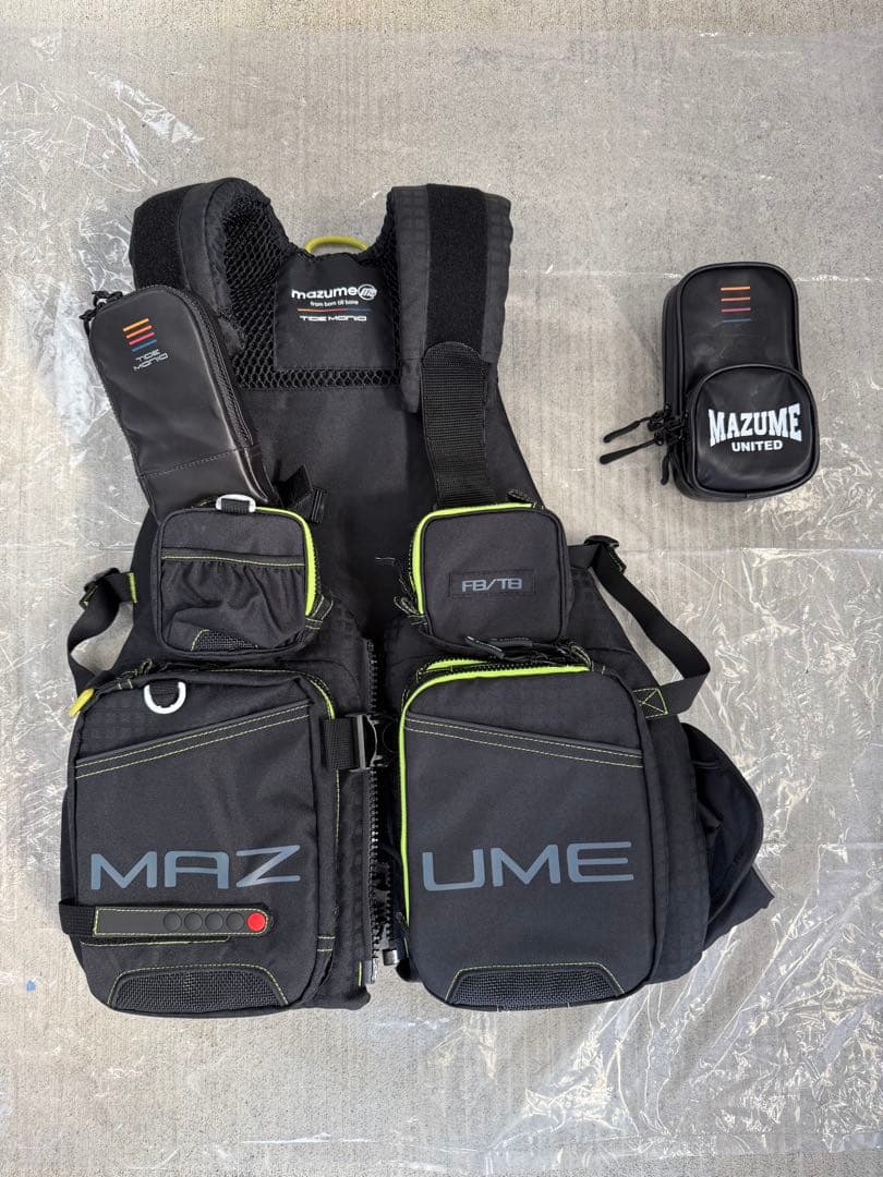 MAZUME FBT1B フィッシングベスト ブラック