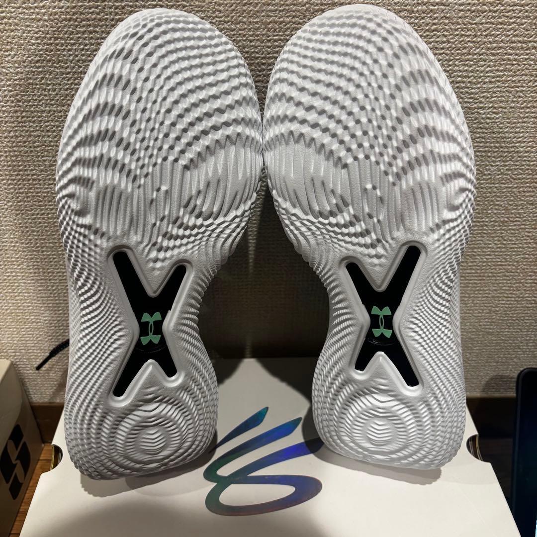 アンダーアーマー Curry 10 Low Flotro NBA カリー