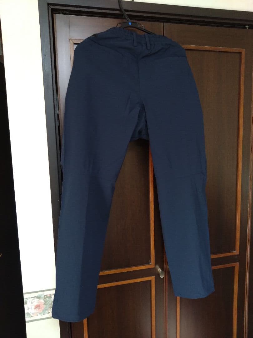 キャロウェイのネイビー ゴルフパンツ EST 1982