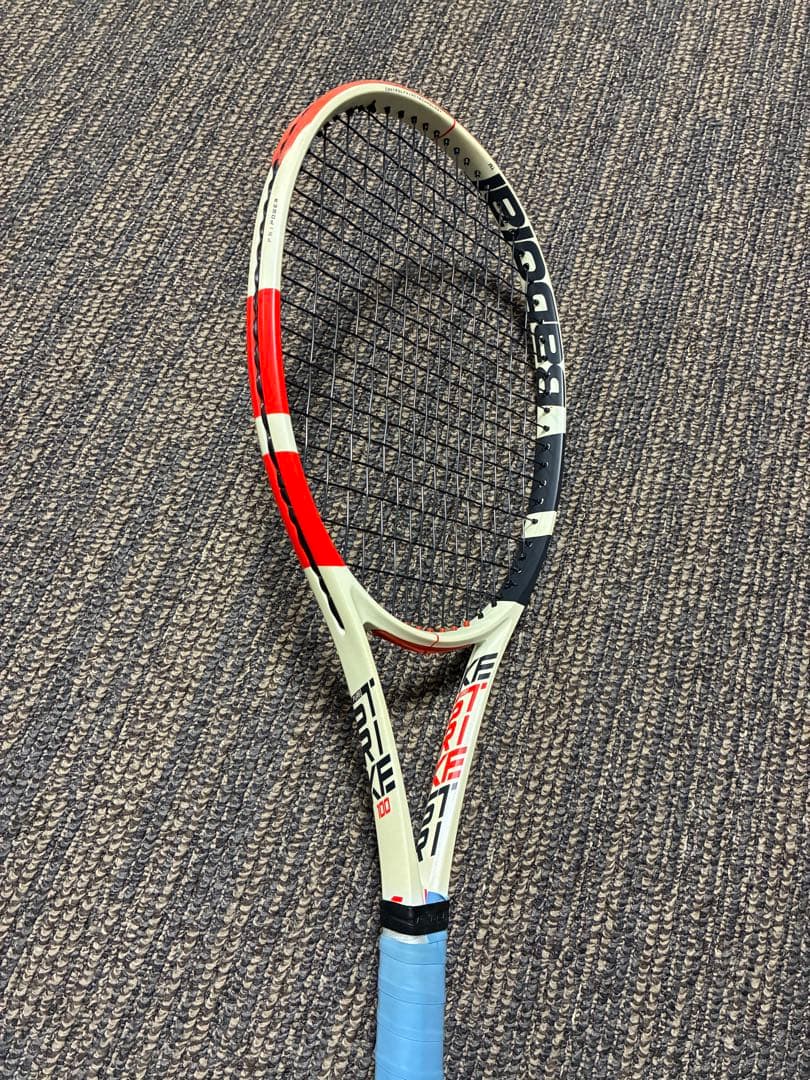 Babolat 3代目 ピュアストライク100