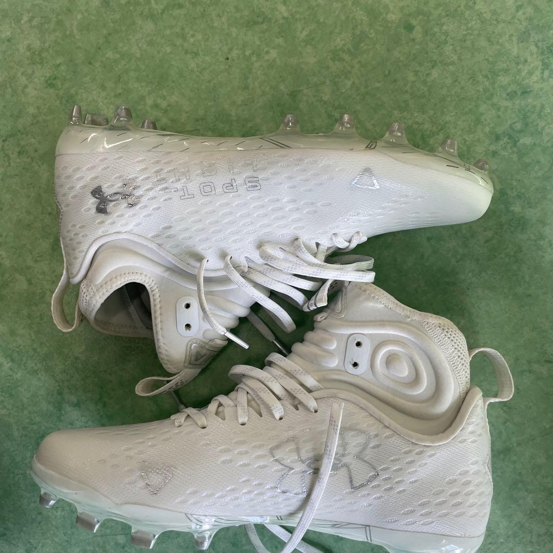Under Armour スポーツスパイク ホワイト