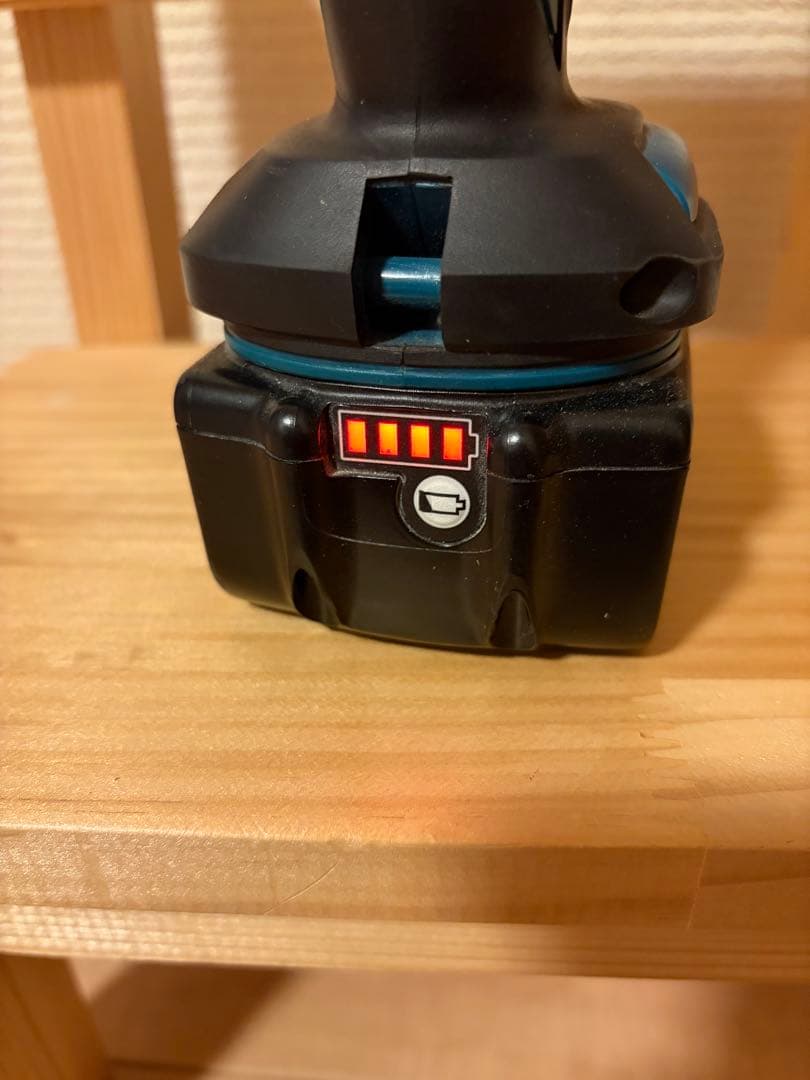 ゴ*ウ様 Makita マキタ ML801 充電式LEDワークライト