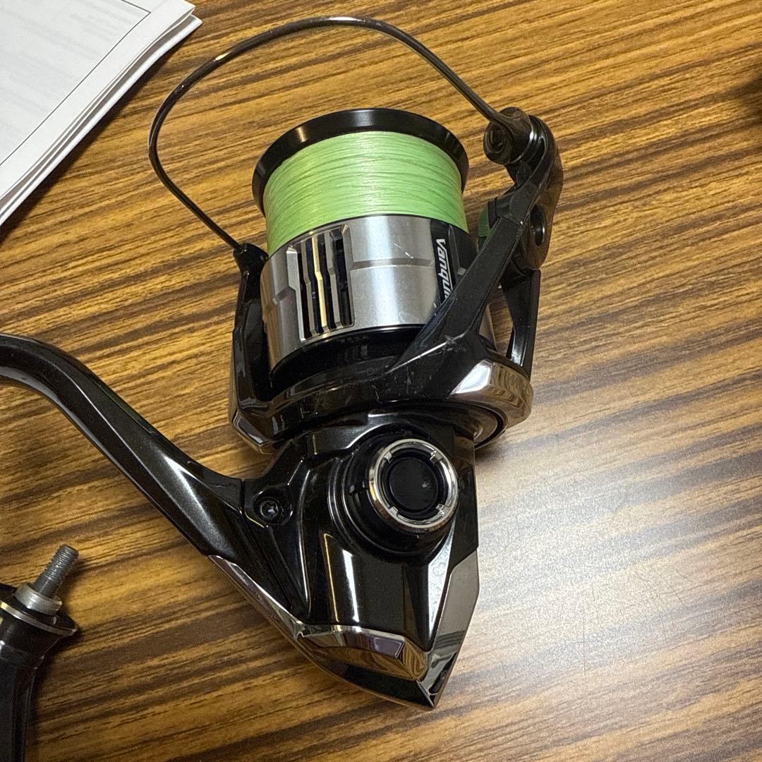 SHIMANO Vanquish 2500S リール