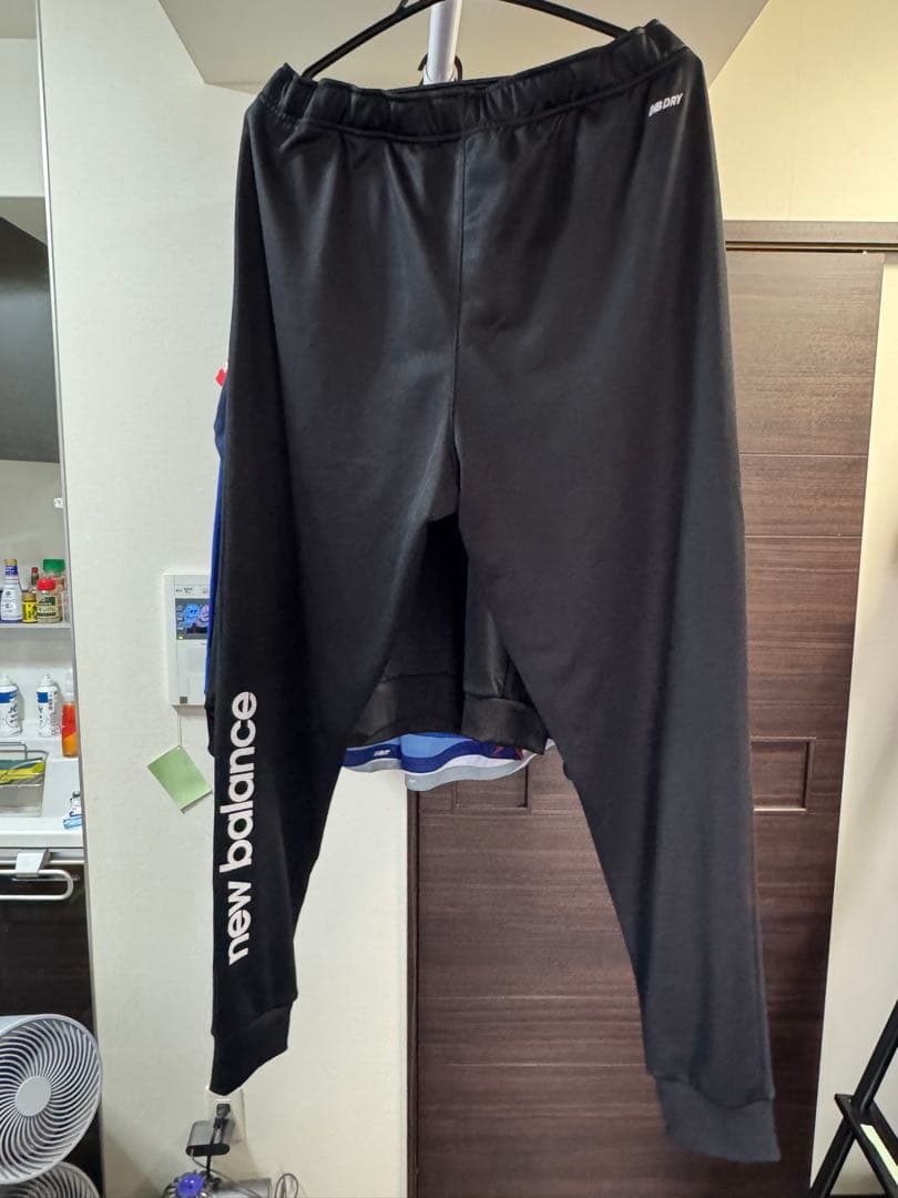 FC東京移動着　New Balance チームスウェット クルー&パンツ