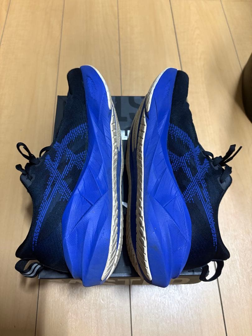 スパイク・シューズ ASICS NOVABLAST 5 27cm