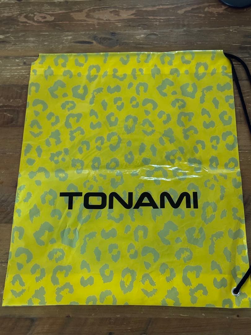 トナミ運輸バドミントンレプリカユニフォーム 黄色 Mサイズ ショップ袋付き