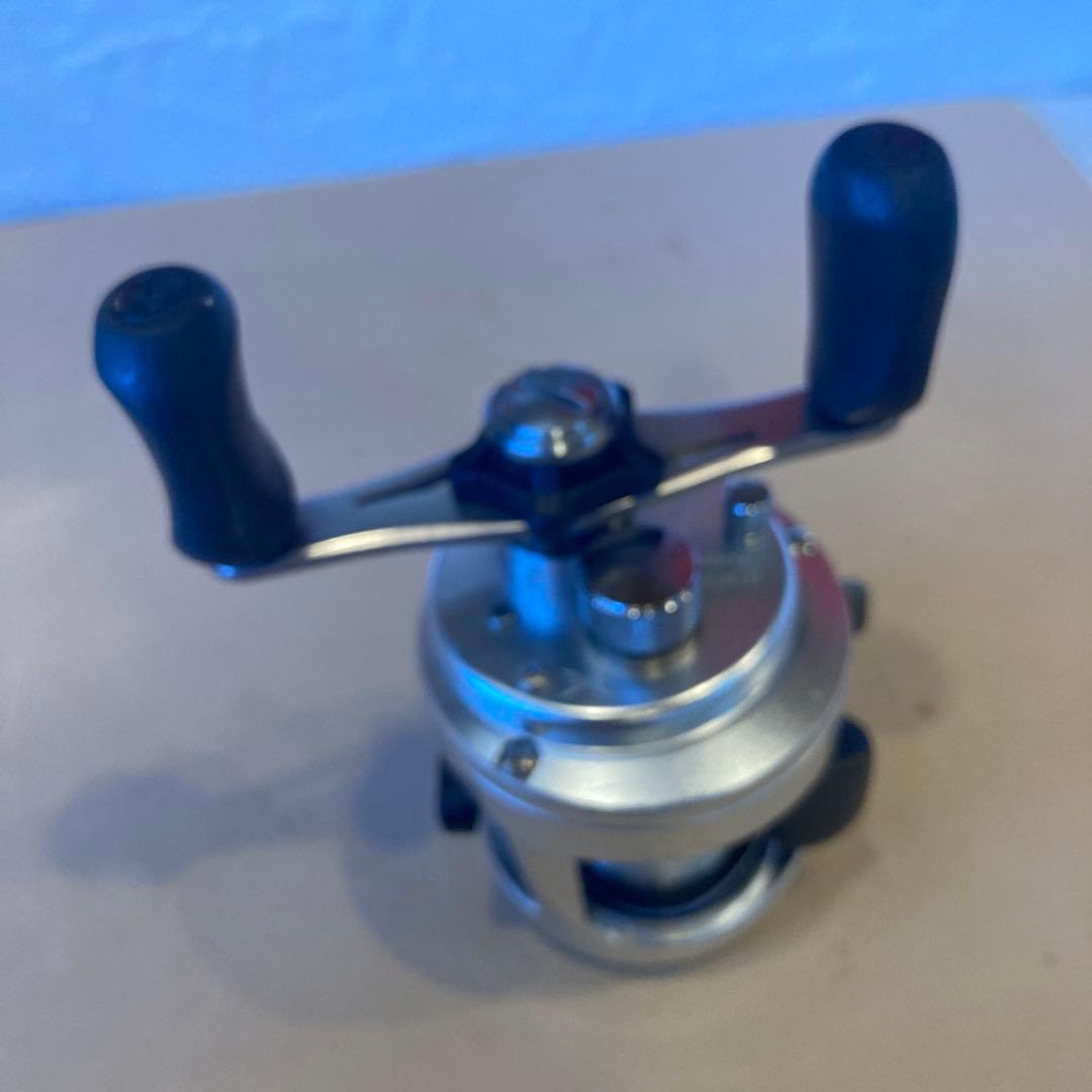 SHIMANO CALCUTTA 100ベイトリール