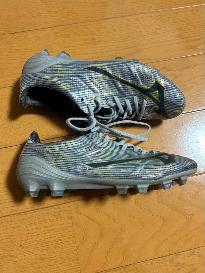 Mizuno サッカーシューズ スパイク シルバー/ゴールド 23.5