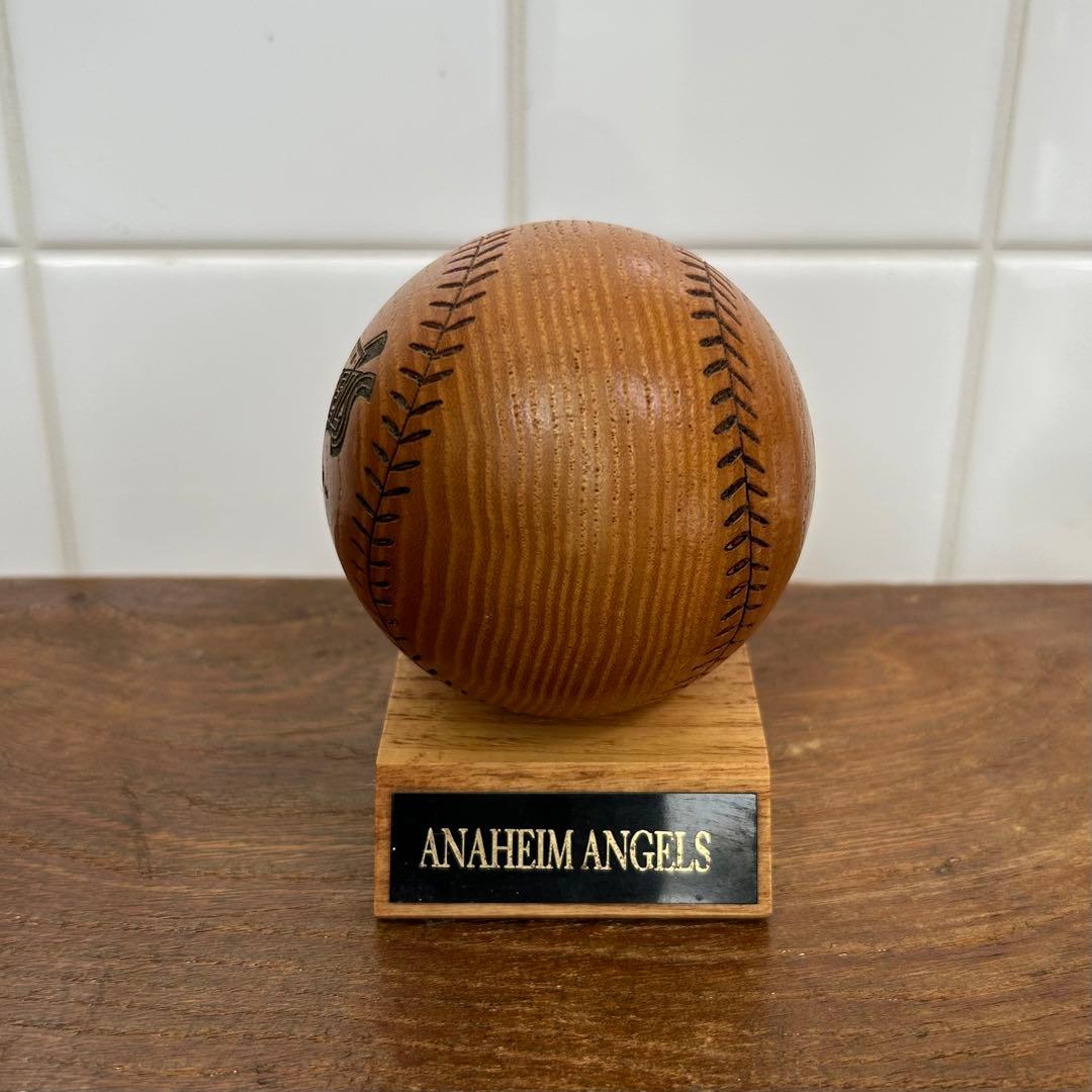 【レア】MLB ロサンゼルス エンゼルス 木製 野球ボール