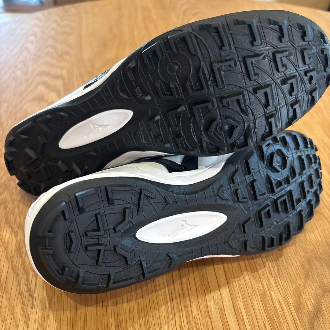 【新品】Mizuno Morelia シューズ 27.0cm ホワイト/ブラック