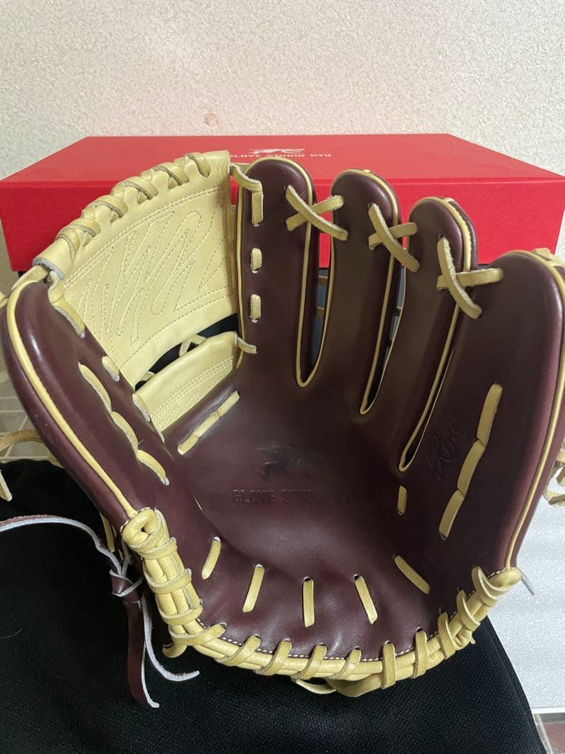 硬式　GLOVE STUDIO RYU オーダーグラブ 投手 ピッチャー TU9