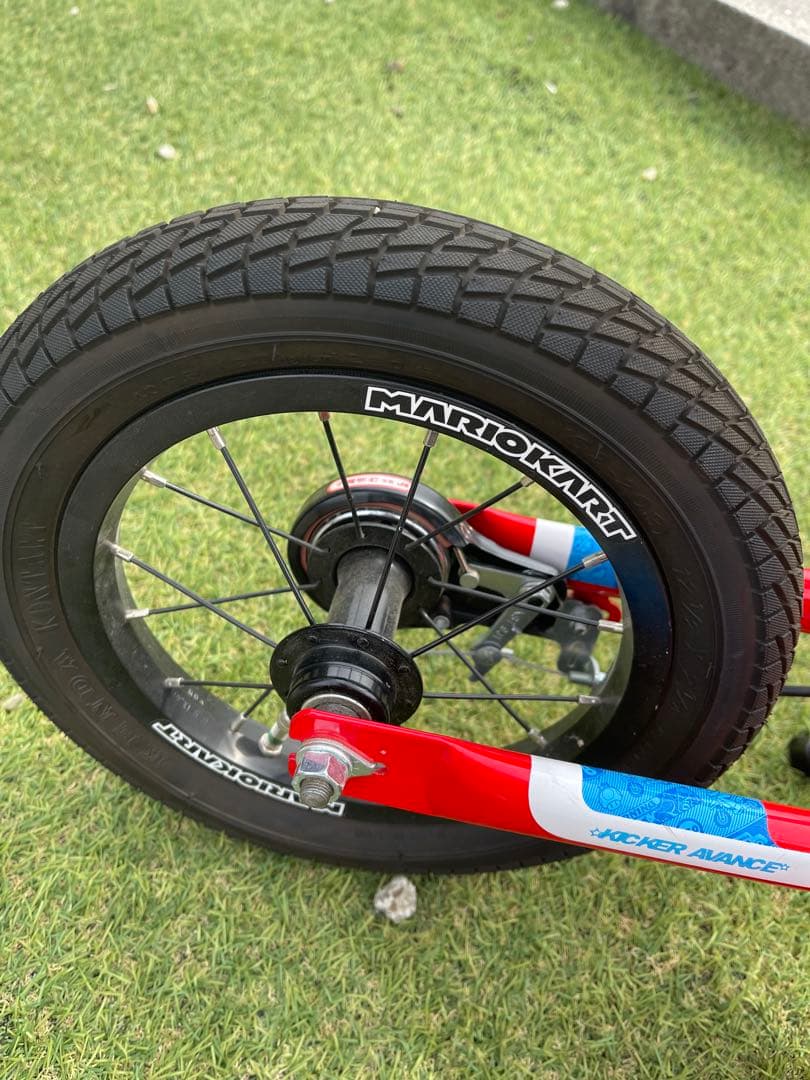 【美品】キッカーアバンス マリオカート 12インチ　自転車　任天堂　ヘルメット