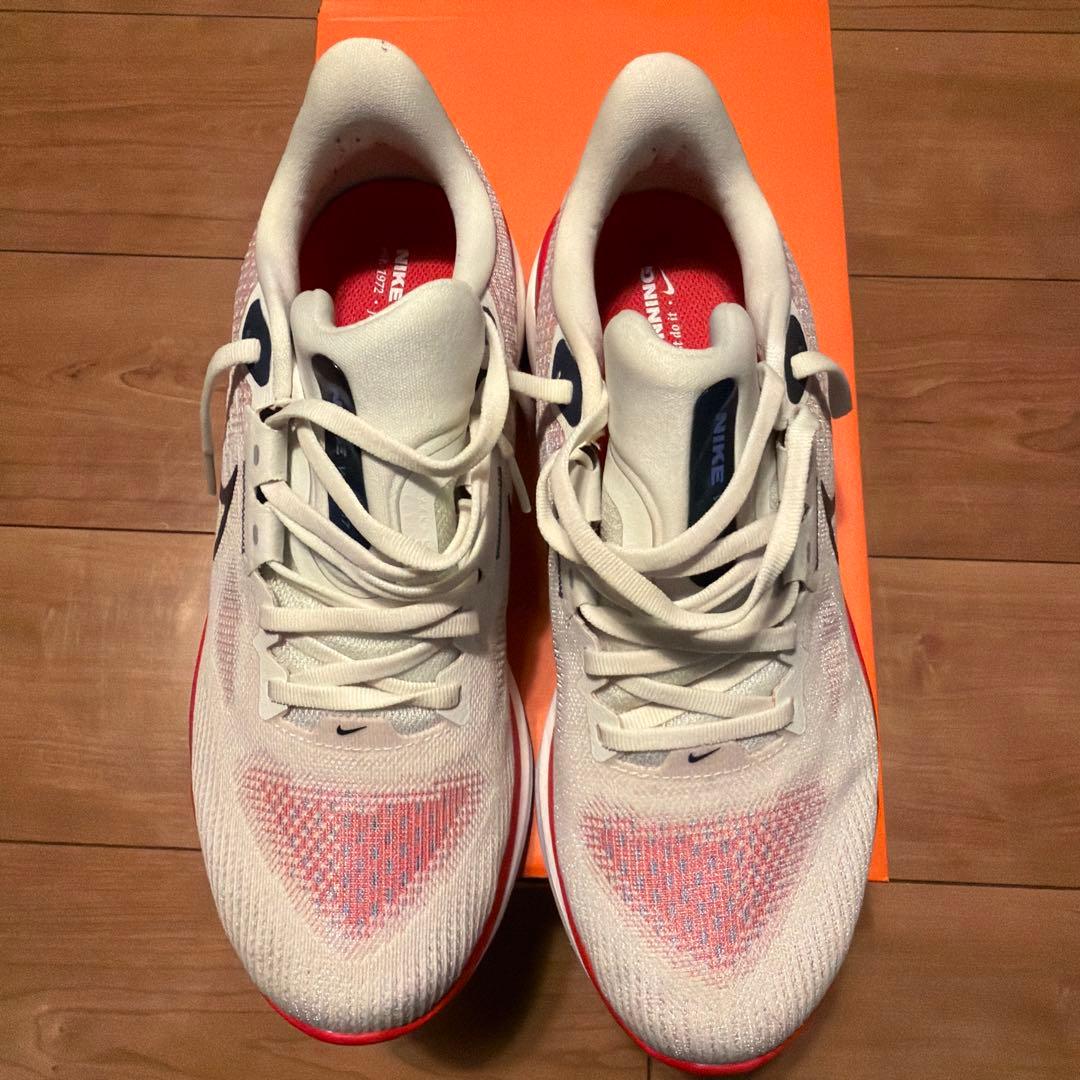 スパイク・シューズ Nike Vomero 17 26cm