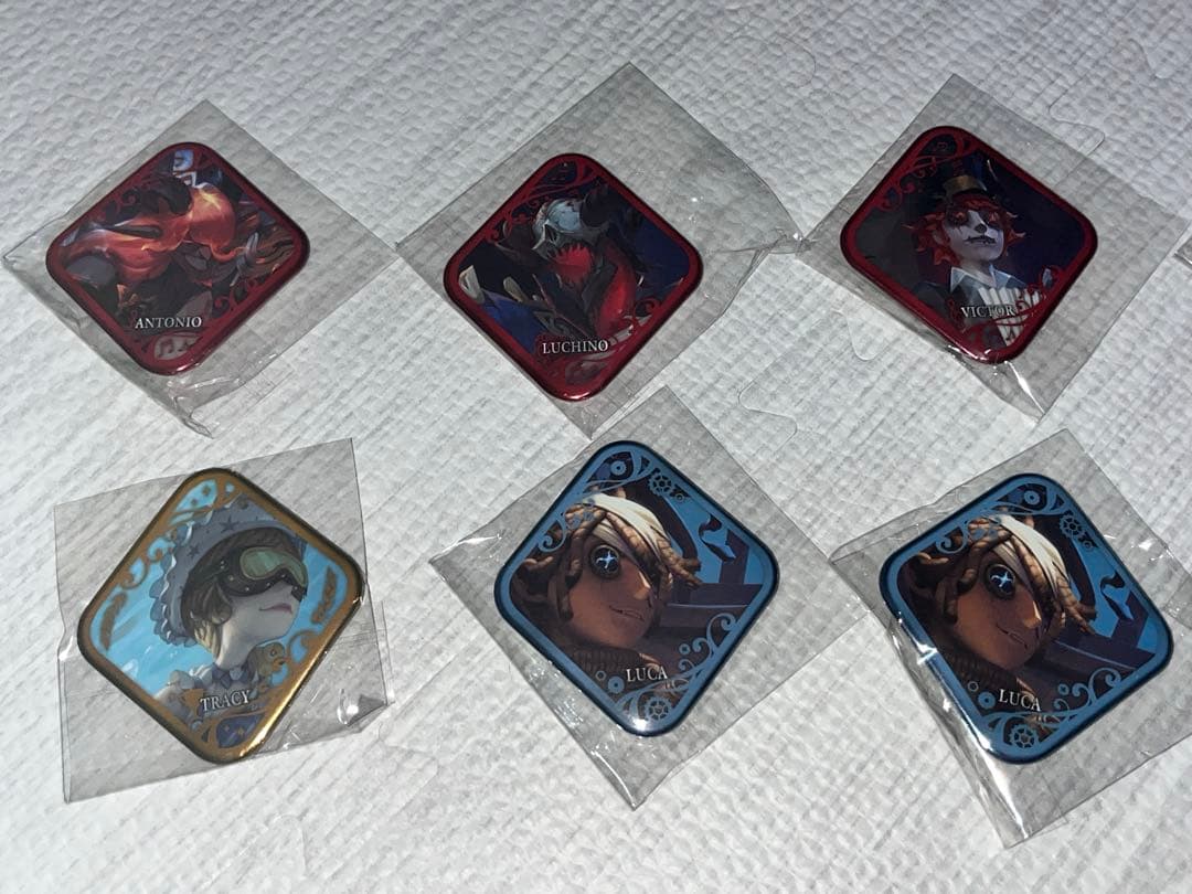 【セミコンプ＋4種重複】第五人格　ダイヤ型　トレーディング缶バッジ【バラ売り可】