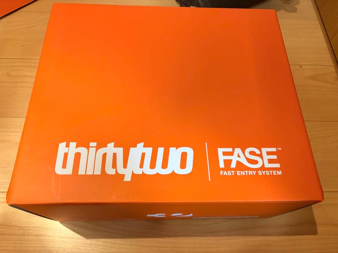 26-27 来季モデル FASE thirty two Sサイズ
