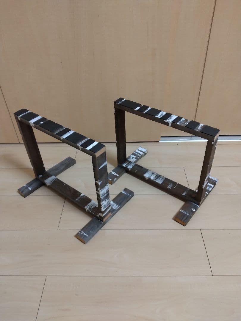 サーフボードスタンド　木製