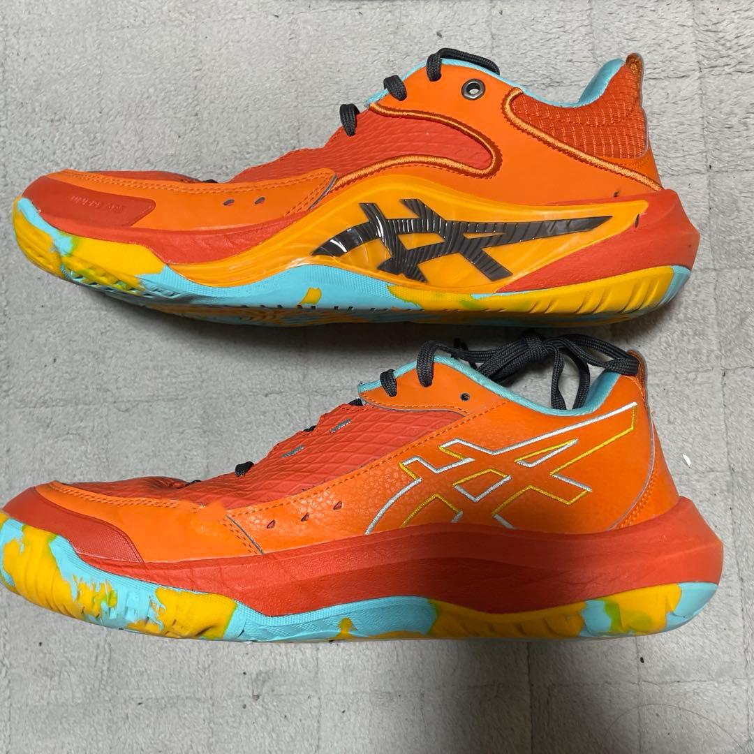ASICS アンプレアルス LOW3