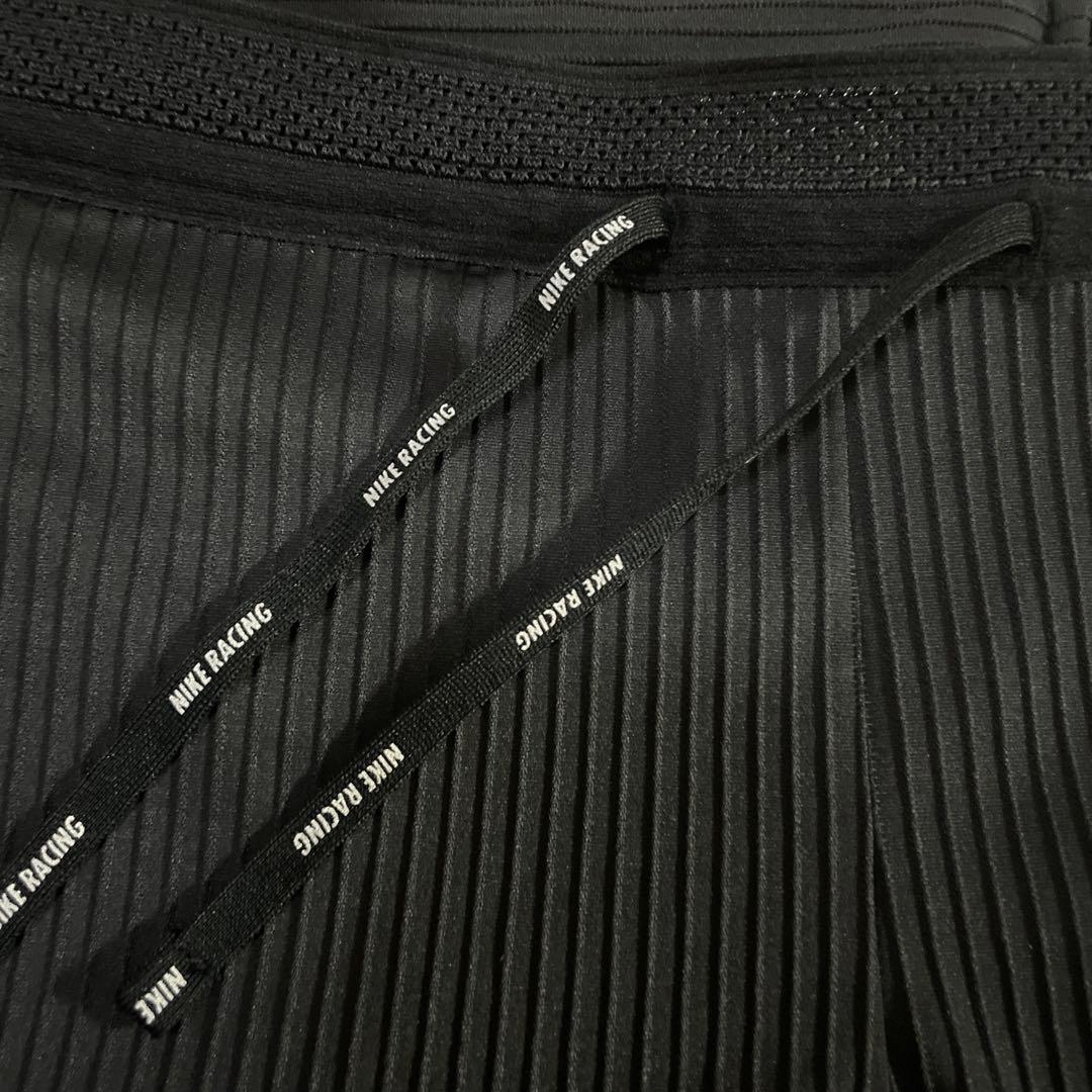 新品未使用 NIKE エアロスイフト ハーフタイツ Sサイズ BLACK