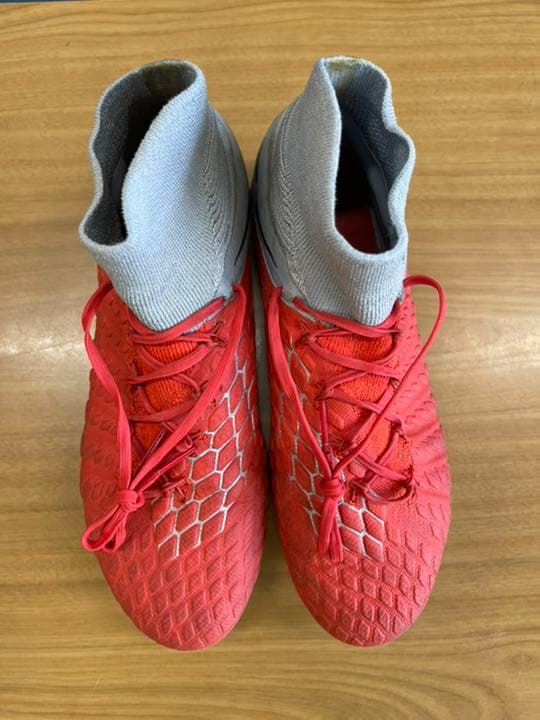 ナイキ　サッカースパイク二足売り
