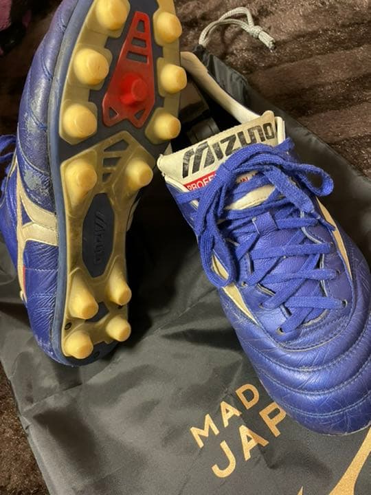 モレリア2 サッカースパイク ミズノ　25.5