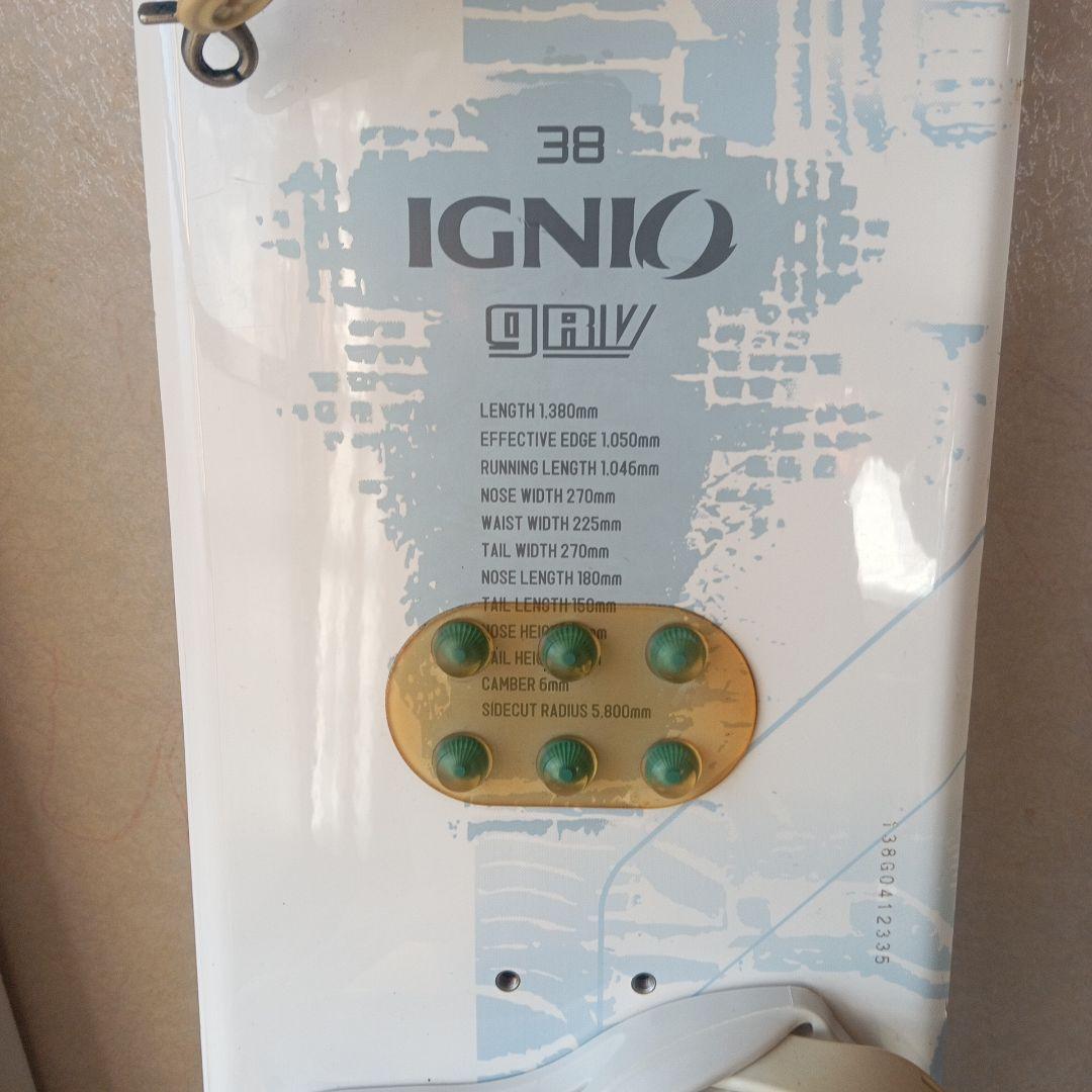 IGNIO スノーボード ホワイト ビンディング付き