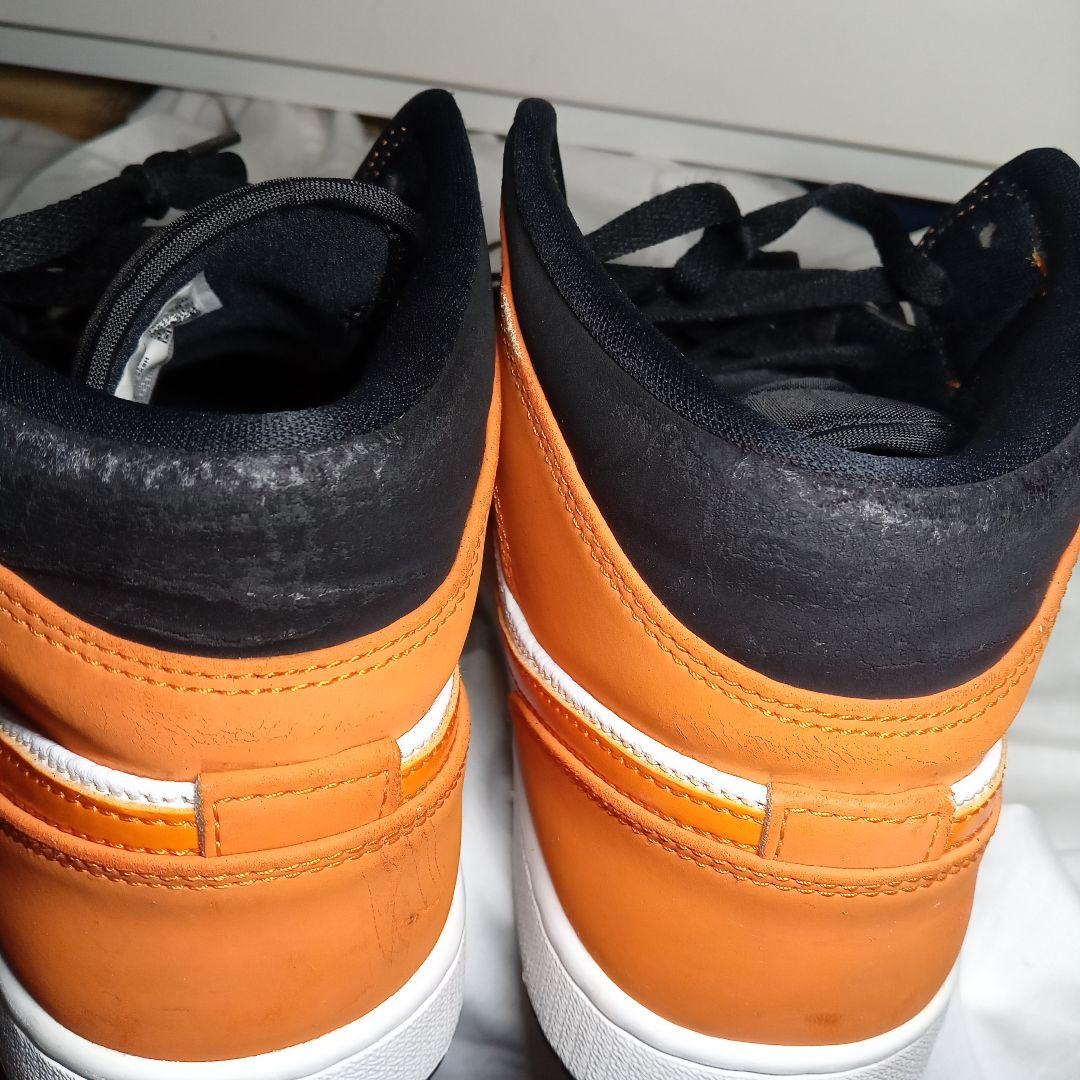 NIKE AIR JORDAN1 オレンジ/ブラック　人気カラー