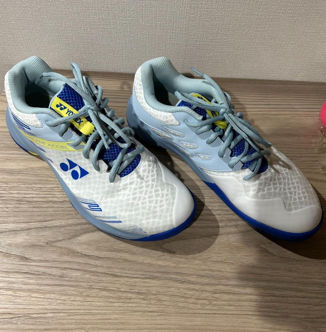★送料無料★美品 28 cm ヨネックス YONEX バドミントンシューズ