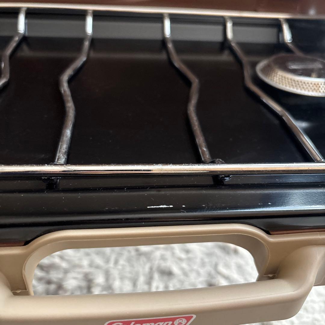 Coleman ツーバーナーコンロ ブラウン未使用品　角スレ、キズあり