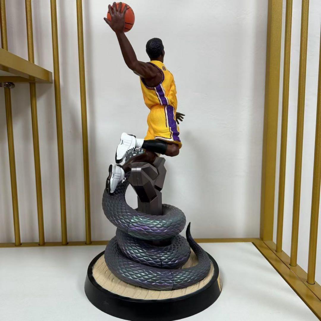 NBA Kobeコービー ブライアント フィギュア 39cm