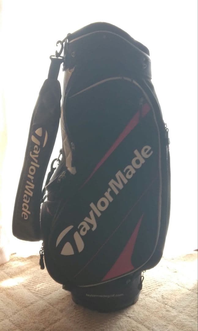 TaylorMade　ゴルフバッグ　キャディバッグ