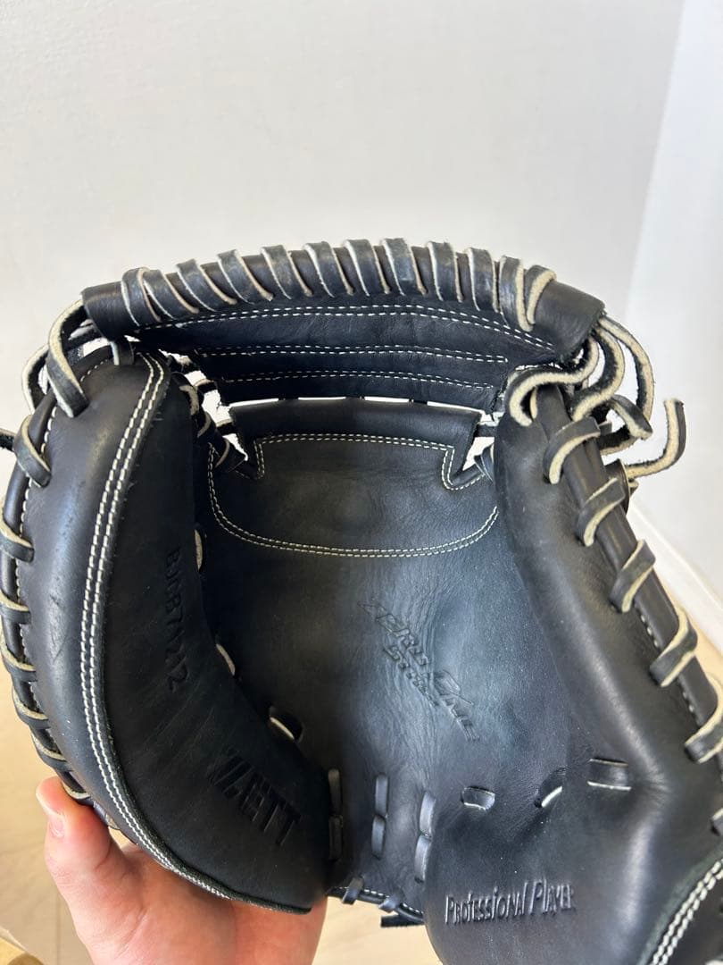 美品　ZETT キャッチャーミット　ブラック　少年軟式　BJCB71212