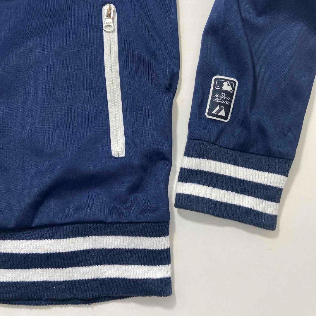 ニューヨーク ヤンキース スタジャン 刺繍ロゴ マジェスティック 古着 XL