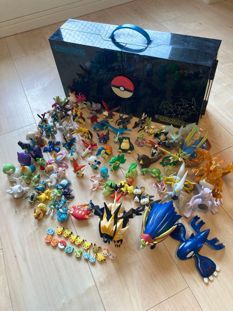 ポケモンフィギュア　セット まとめ売り　ケース付き