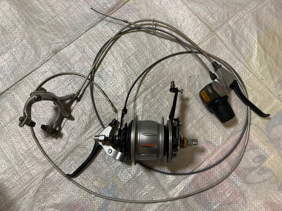 シマノ ネクサス　内装8段　中古品　ジャンク