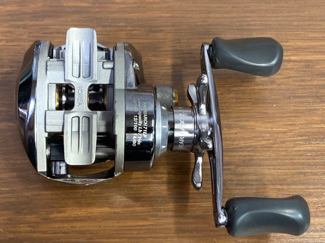 リール PFLUEGER Patriarch 71LP