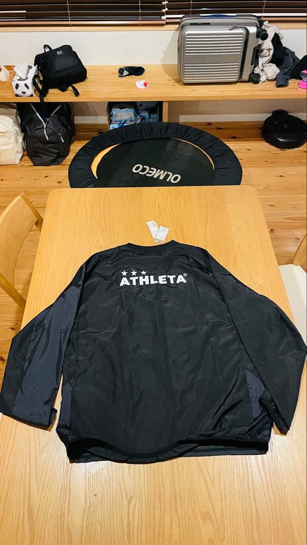 ATHLETA ピステ上下 ブラック 未使用