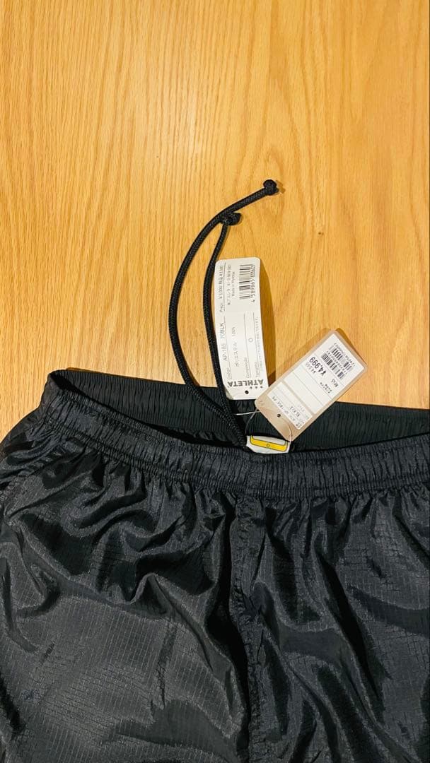 ATHLETA ピステ上下 ブラック 未使用