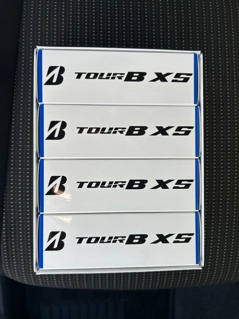 新品、未使用ブリヂストン TOUR B XS ゴルフボール 24個