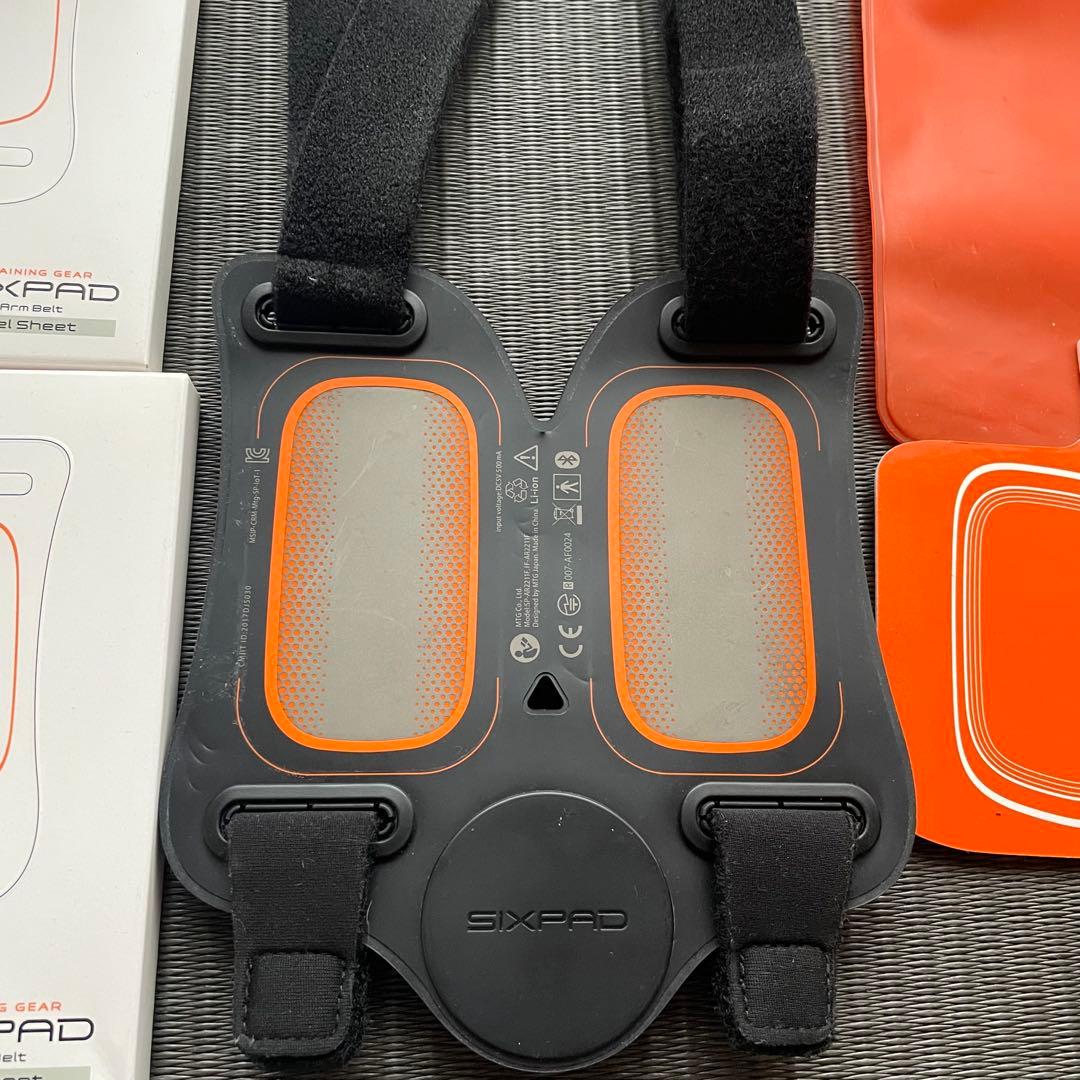 お値下げ中 SIXPAD アームベルト ジェルシート取説付き