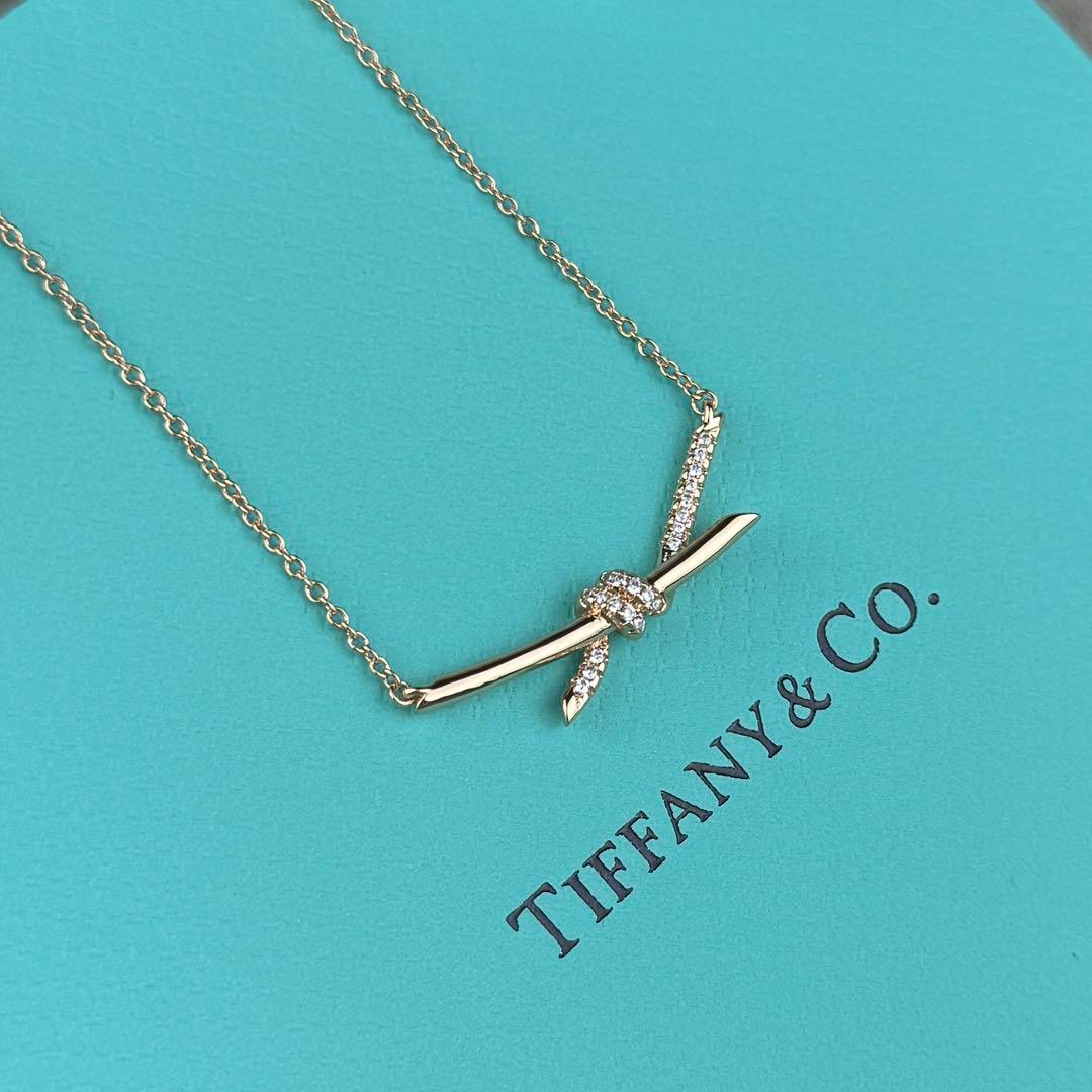 ノベルティ Tiffany ティファニーノット　ペンダント