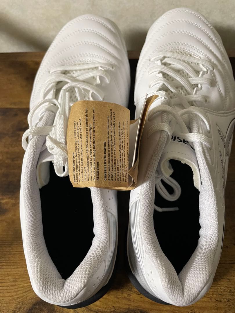 【新品・未使用】asics CALCETTO WD 9 屋内用　ワイド　白