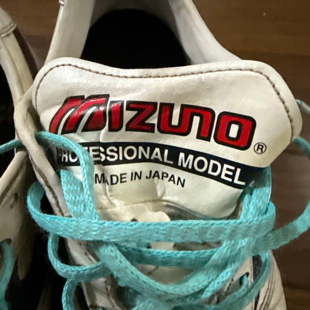 MIZUNO モレリア　24センチ