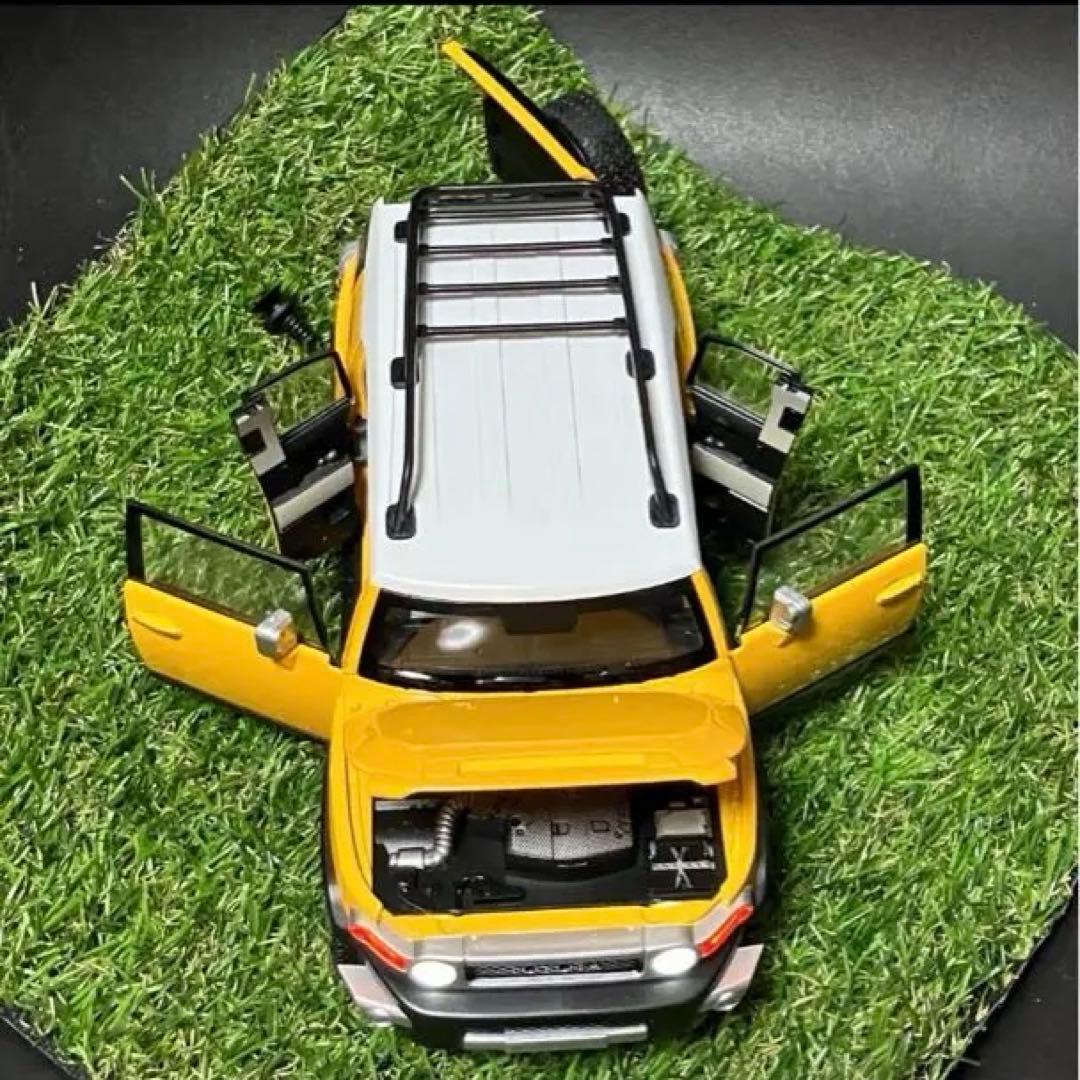 ダイキャストFJクルーザー ミニ1/24 Toyota Cruiser 黄