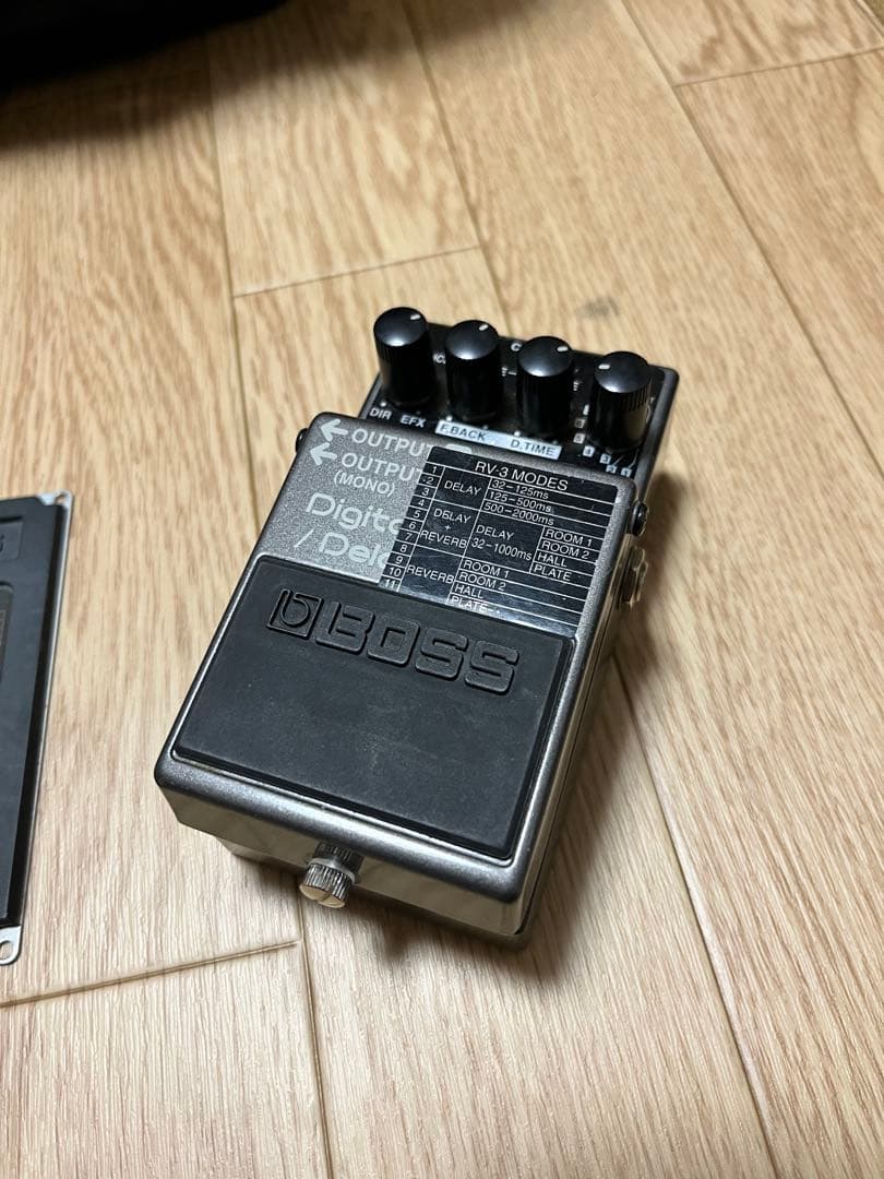 BOSS RV-3 リバーブ